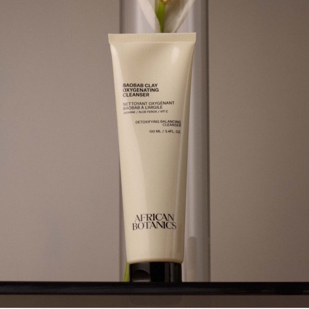African botanical Baobab Clay Oxygenating Cleanser brand new